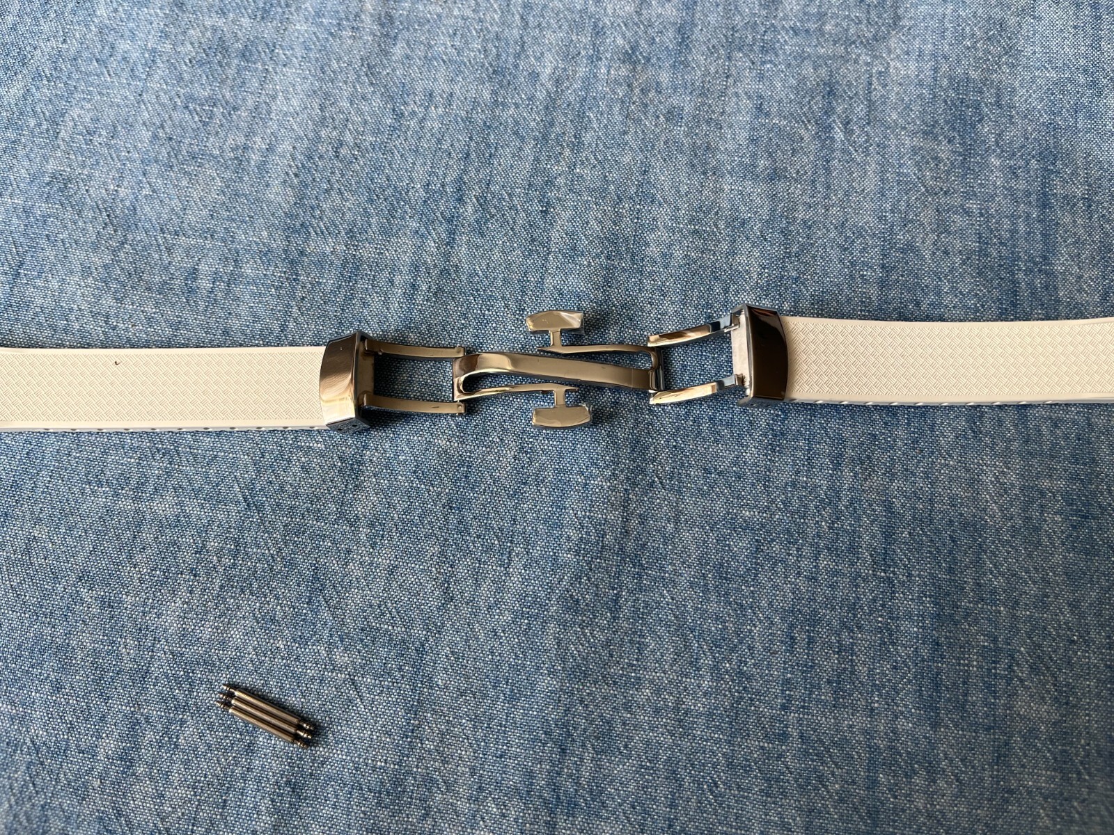 Wiscasset Watch – Premium FKM Cut to Size Watch Straps – 7 Colors