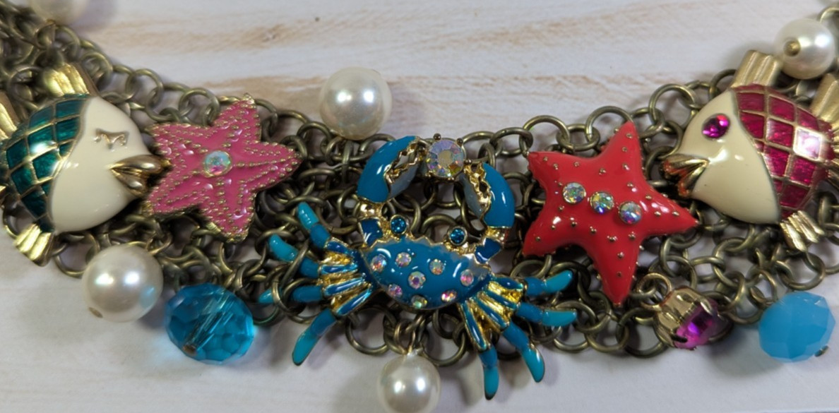 Lovely Betsey Johnson Necklace, Sparkling Under the Sea Fish & Other Creatures