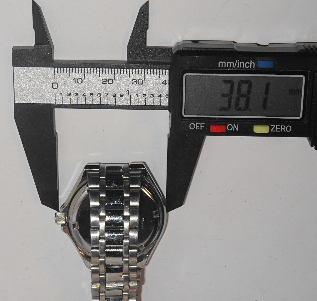 Excellent condition CITIZEN Lighthouse watch with screw-down crown, model S218.