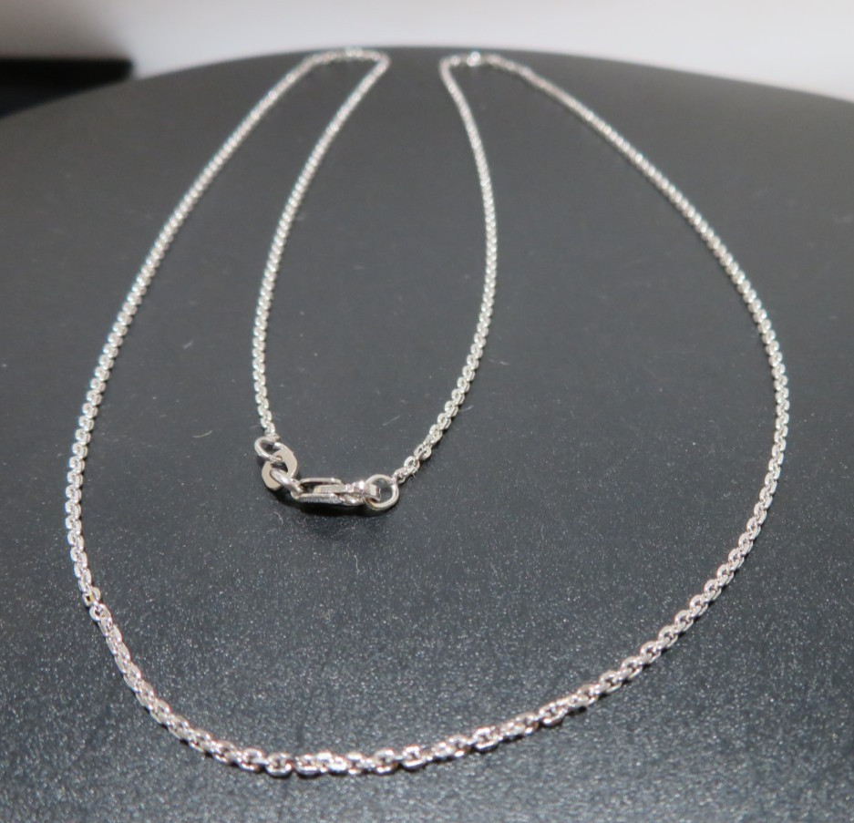 14K WG THIN LINK CHAIN 20″ LONG 0.91 MM THICK 2.90 grams (AI-2641)