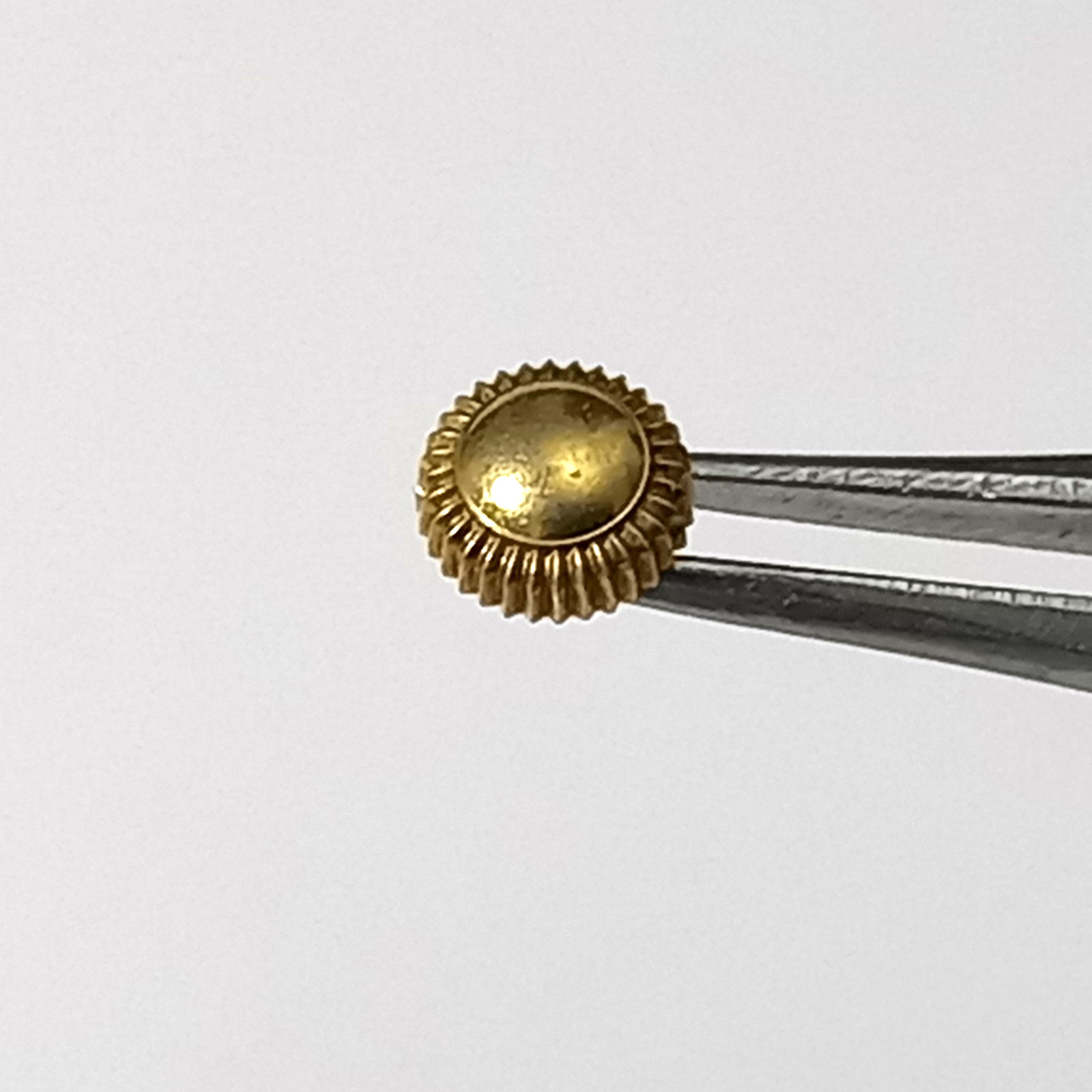 5.4 mm 1940’s Patek Philippe / Movado / Ulysse Nardin Borgel Yellow Gold Crown