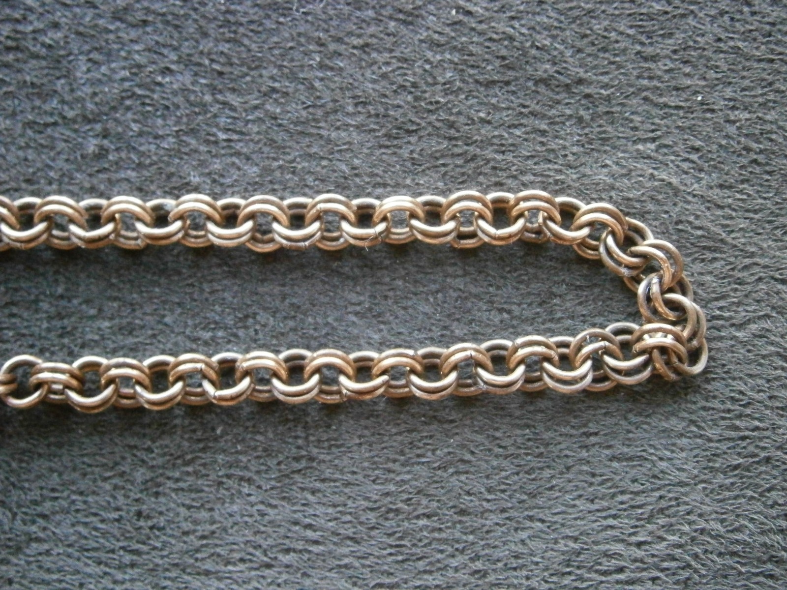 Honey Gold-Colored Double Link Antique Bracelet 7.25″ ~ 6.0g