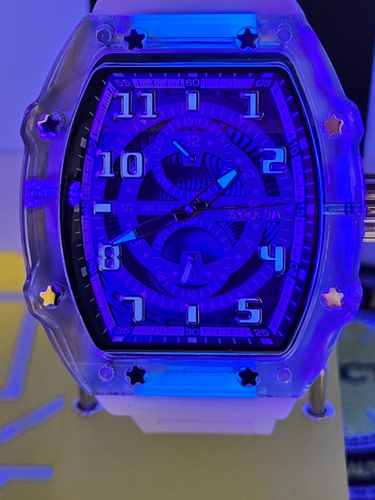 Invicta Racing Cyclone Men’s Watch 48.5 mm Smoke Gray /White Silicone Band- NEW!