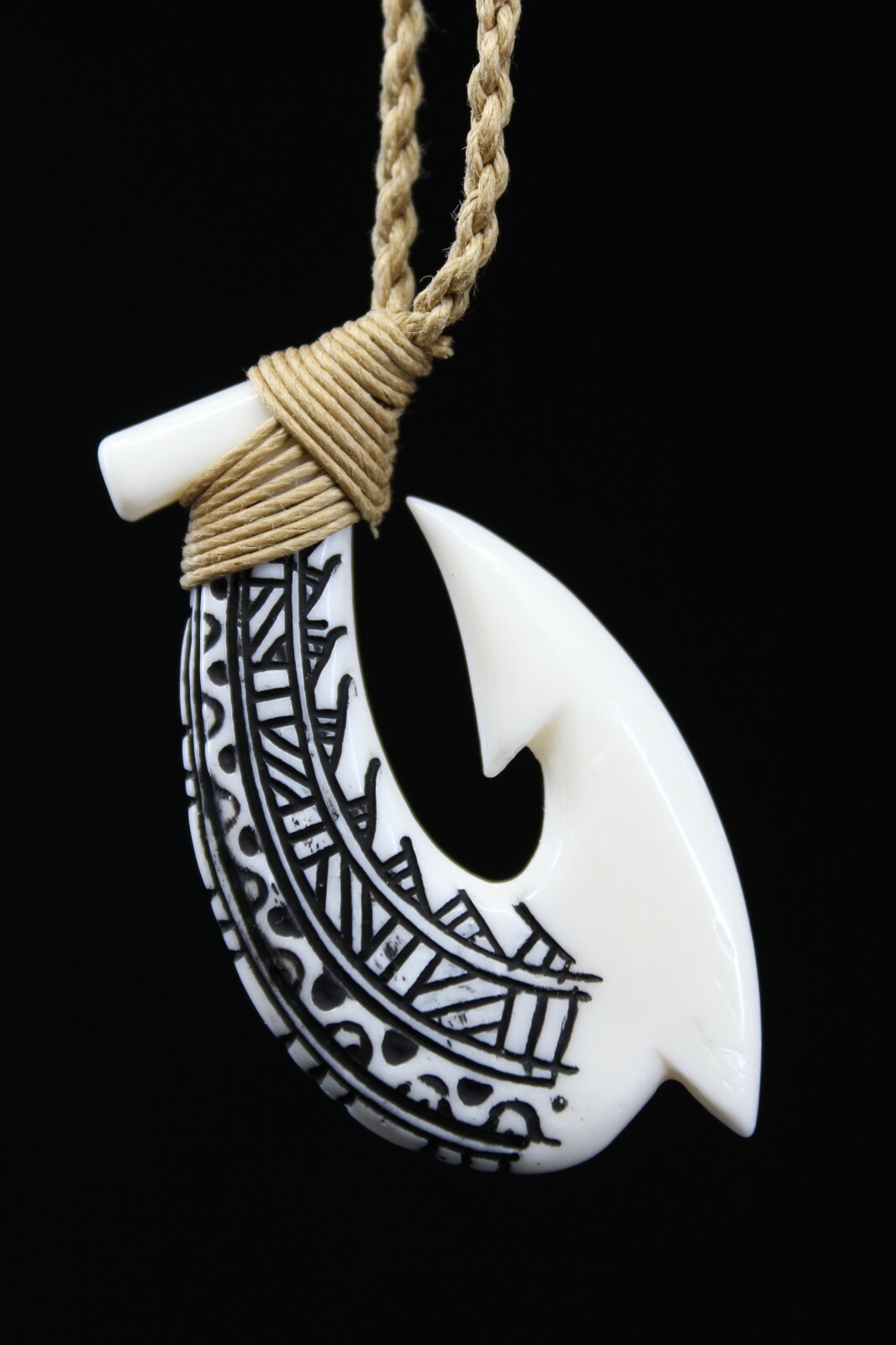 Hawaiian Fish Hook Necklace ( Buffalo Bone ) – Hand Carved, Tribal Design, Maui