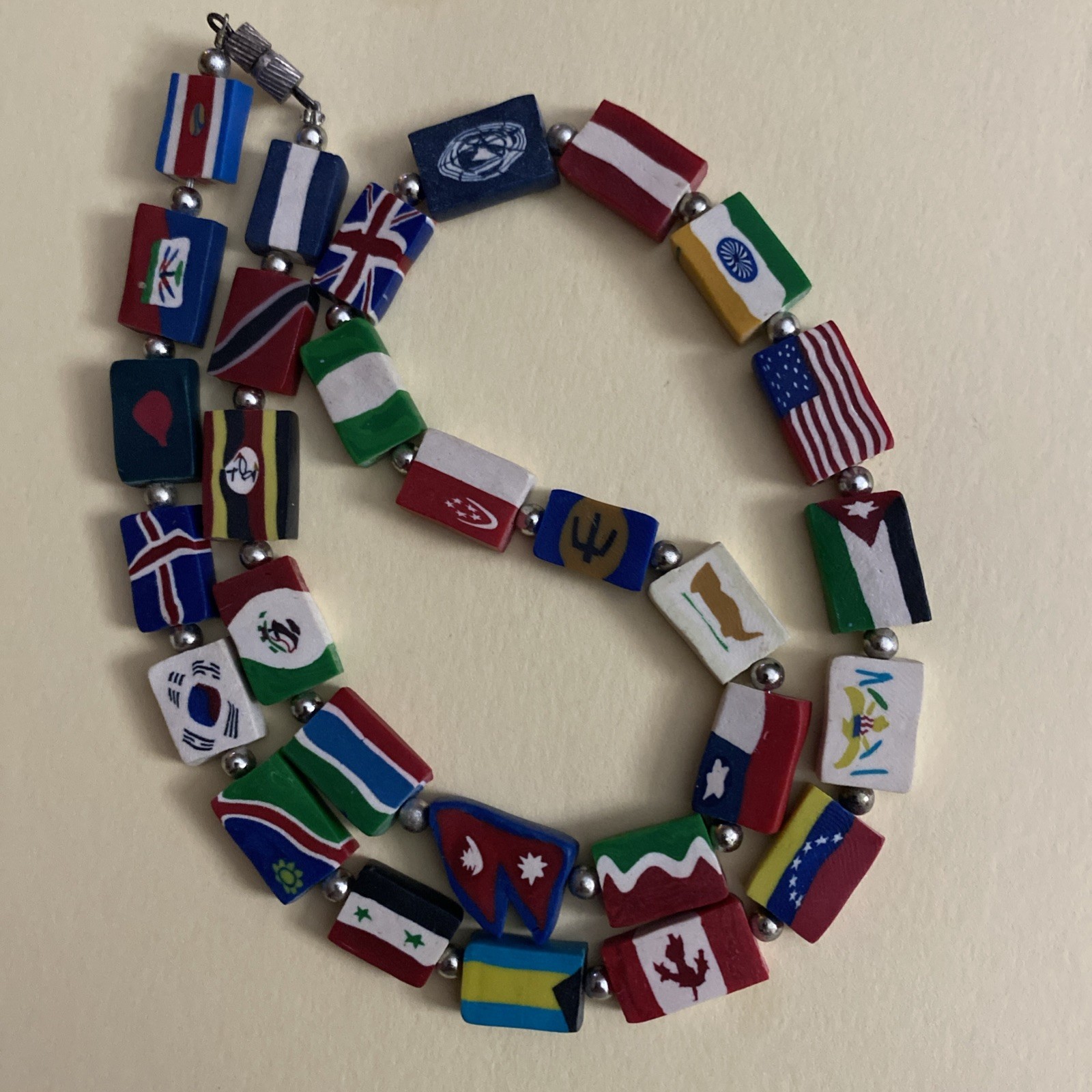 Flags of the World 29 Country Necklace, Silver Tone Beads,29 Different Flags,22”