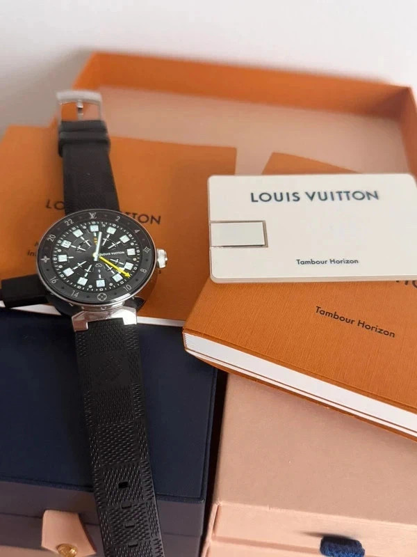 Louis Vuitton lightup Tambour Horizon Smart connected watch-boxed