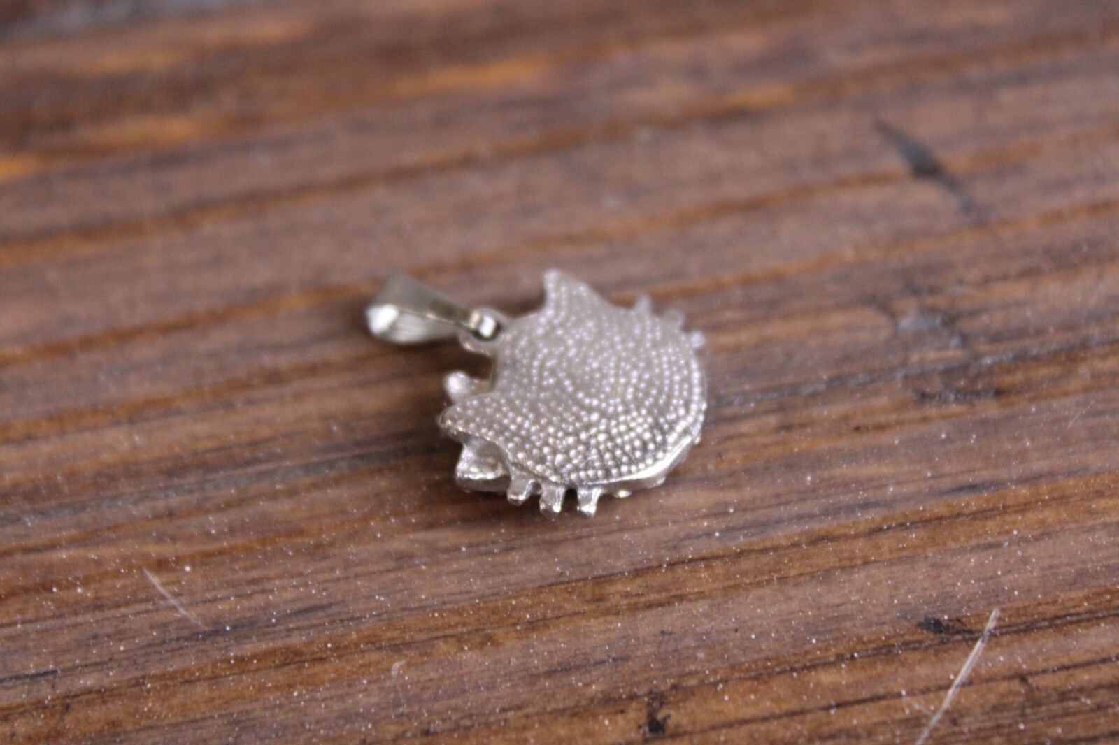 RARE DESIGN Hello Kitty Silver w/CZ Stone Pendant/Charm 2.8 grams/Jewelry/Pink