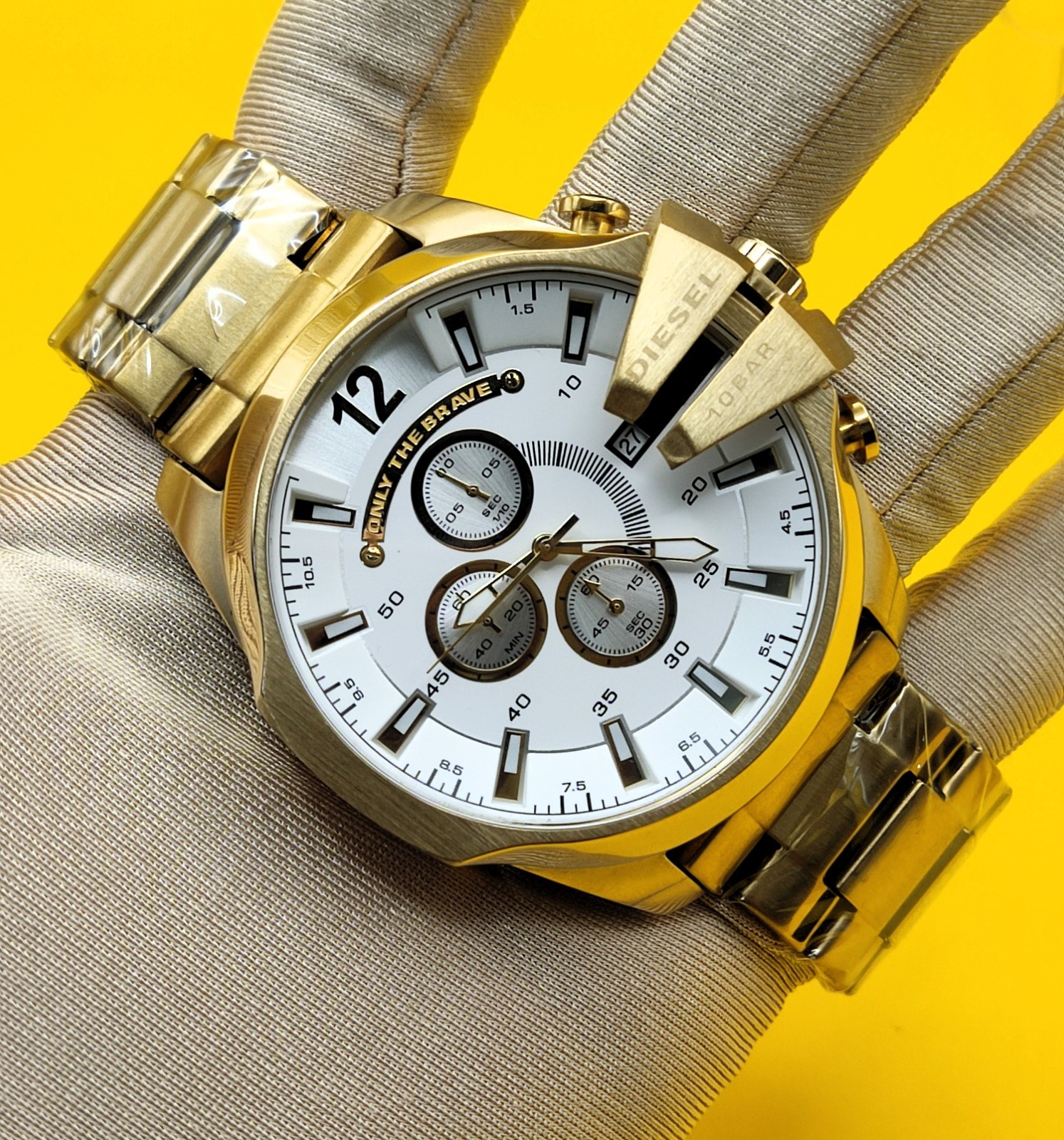 #Refurbished Diesel Only The Brave 10 Bar White Dial Analog Men’s Wrist Watch