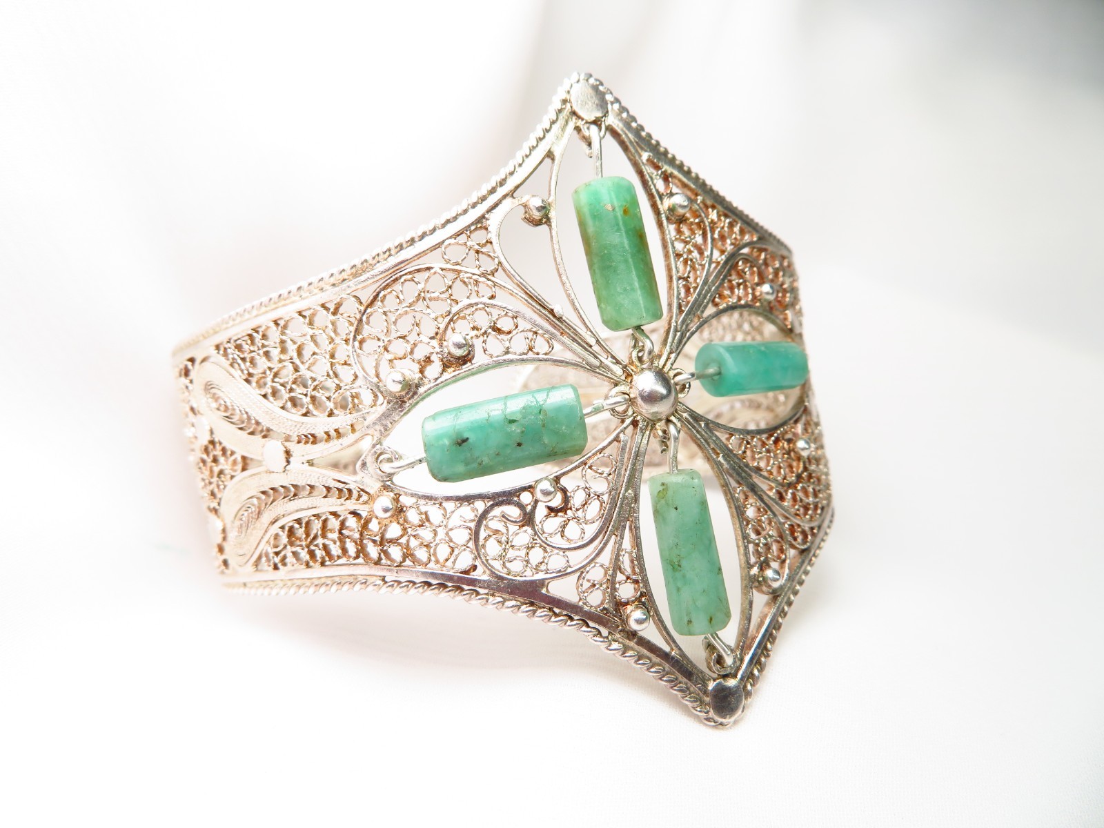 Colombian Emerald Filigree Bracelet 10.20 Cts 4 Tubular set in Silver Muzo