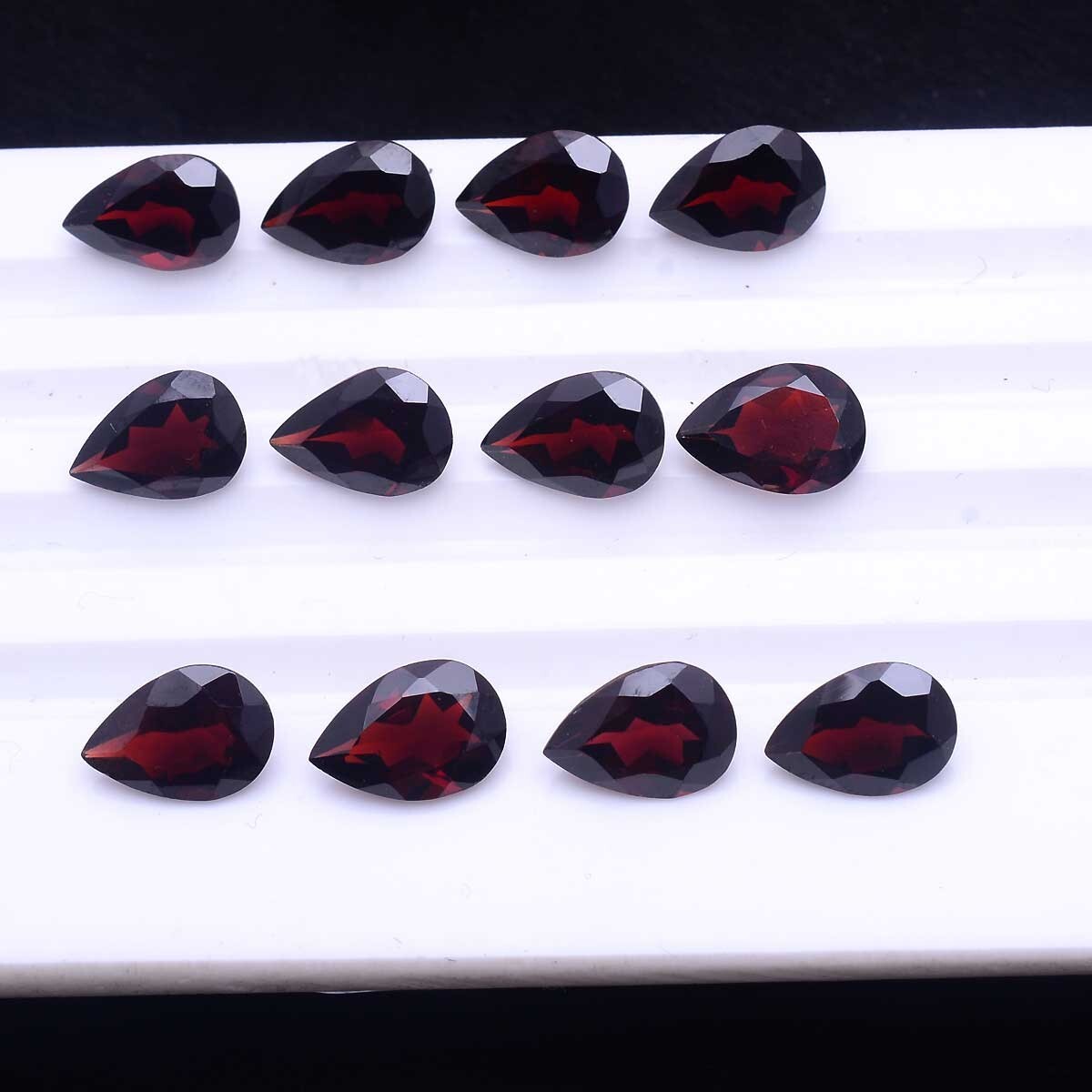 12 Pcs Natural Mozambique Garnet 9.80mm-10.31mm Pear Cut Sparkling Gemstones Lot