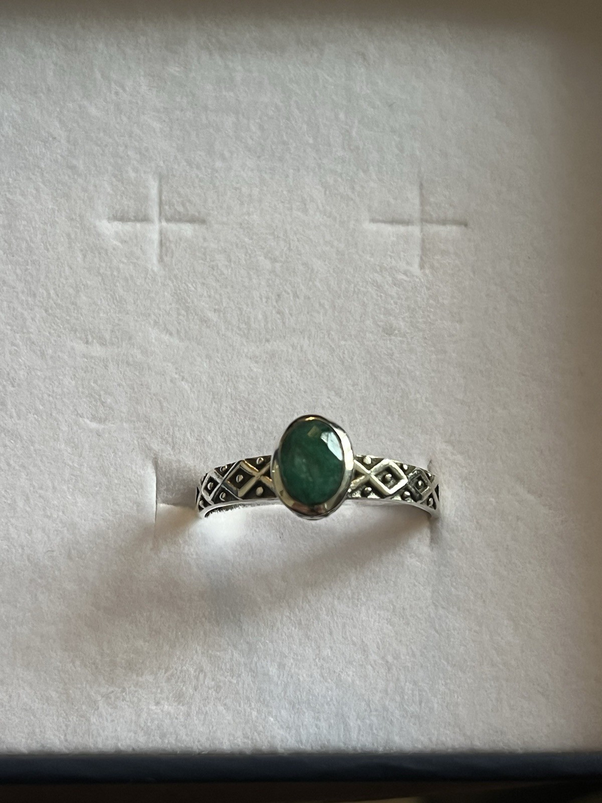 Sterling Silver Vintage Designed Natural Colombian Emerald Ring Size 10-1/2