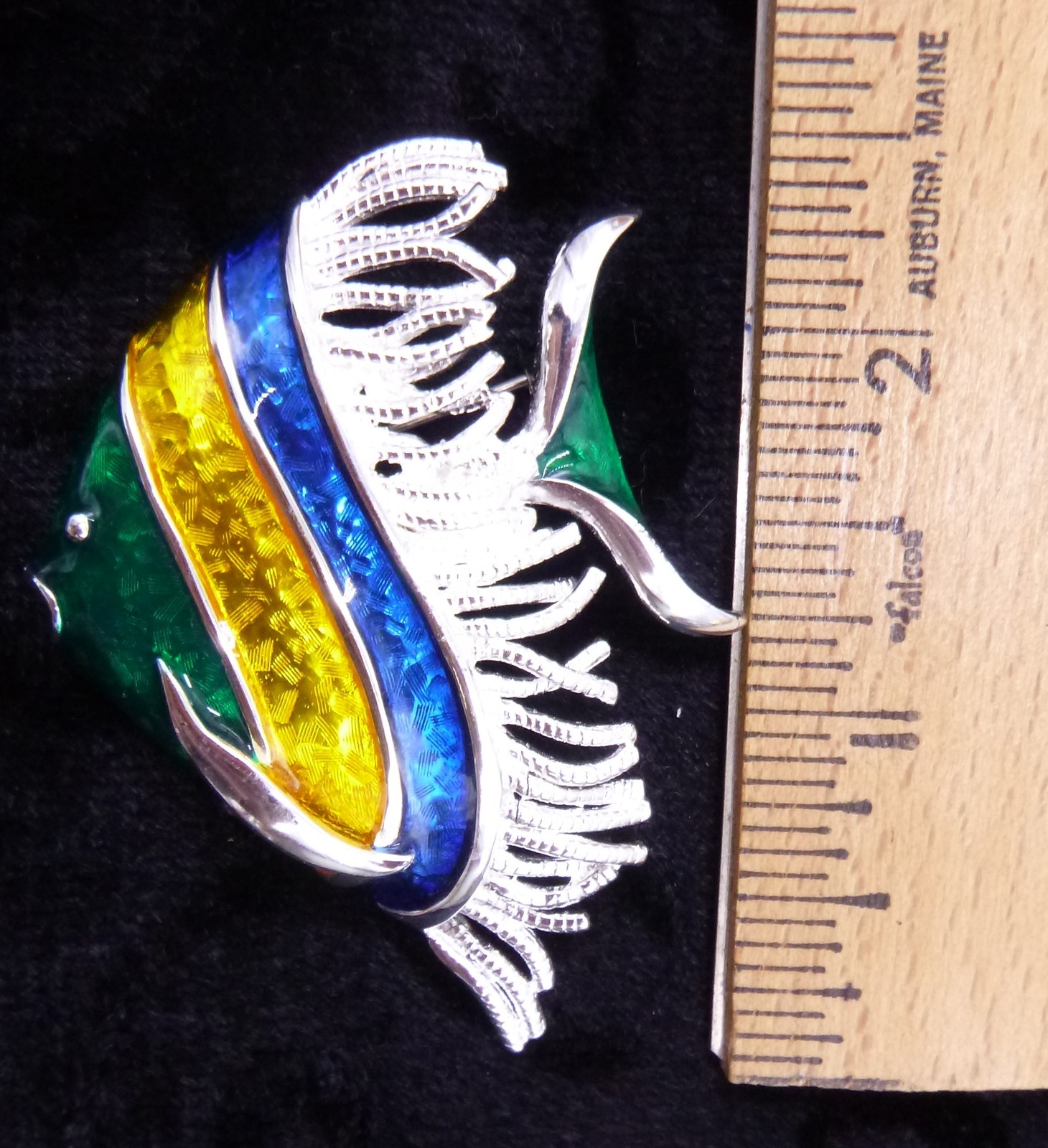 Vintage enamel FISH Pin BROOCH not signed silver tone