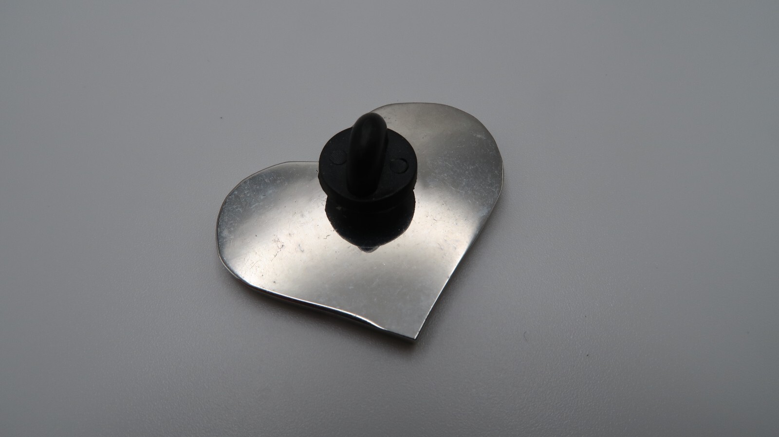 Vintage 3.6cm KIND Heart Pin Brooch 3.6cm BB13