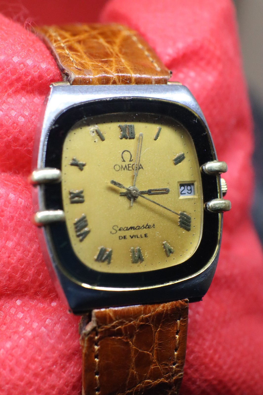 Omega Seamaster De Ville 1431 Vintage Quartz Date Swiss Made Men’s Watch