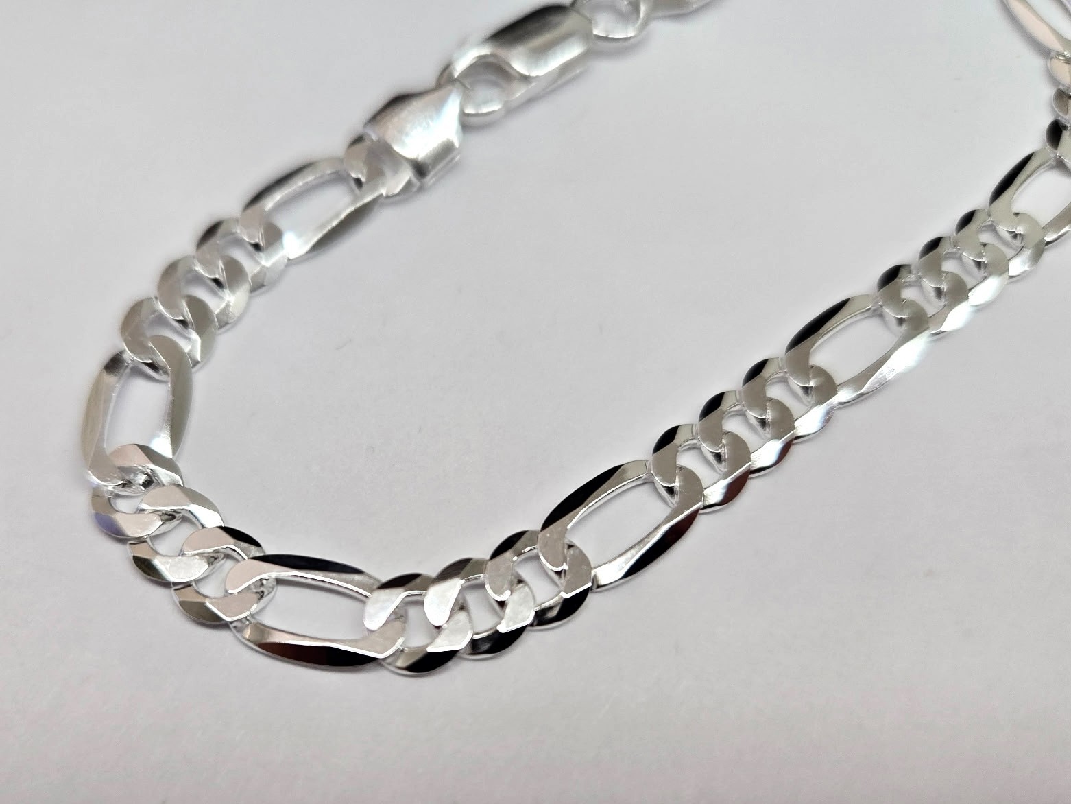 925 Sterling Silver Thin Flat Figaro Link Chain Necklace Bracelet 6mm 7″ to 30″