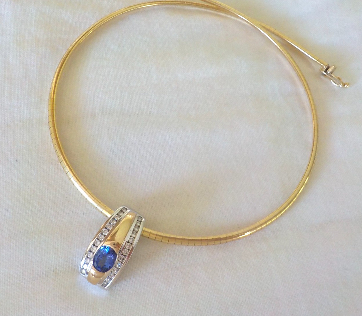 Heavy Levian 14K Multi Gold Tanzanite Diamond Pendant – 8.54 gm, 0.95 in, 1.59ct