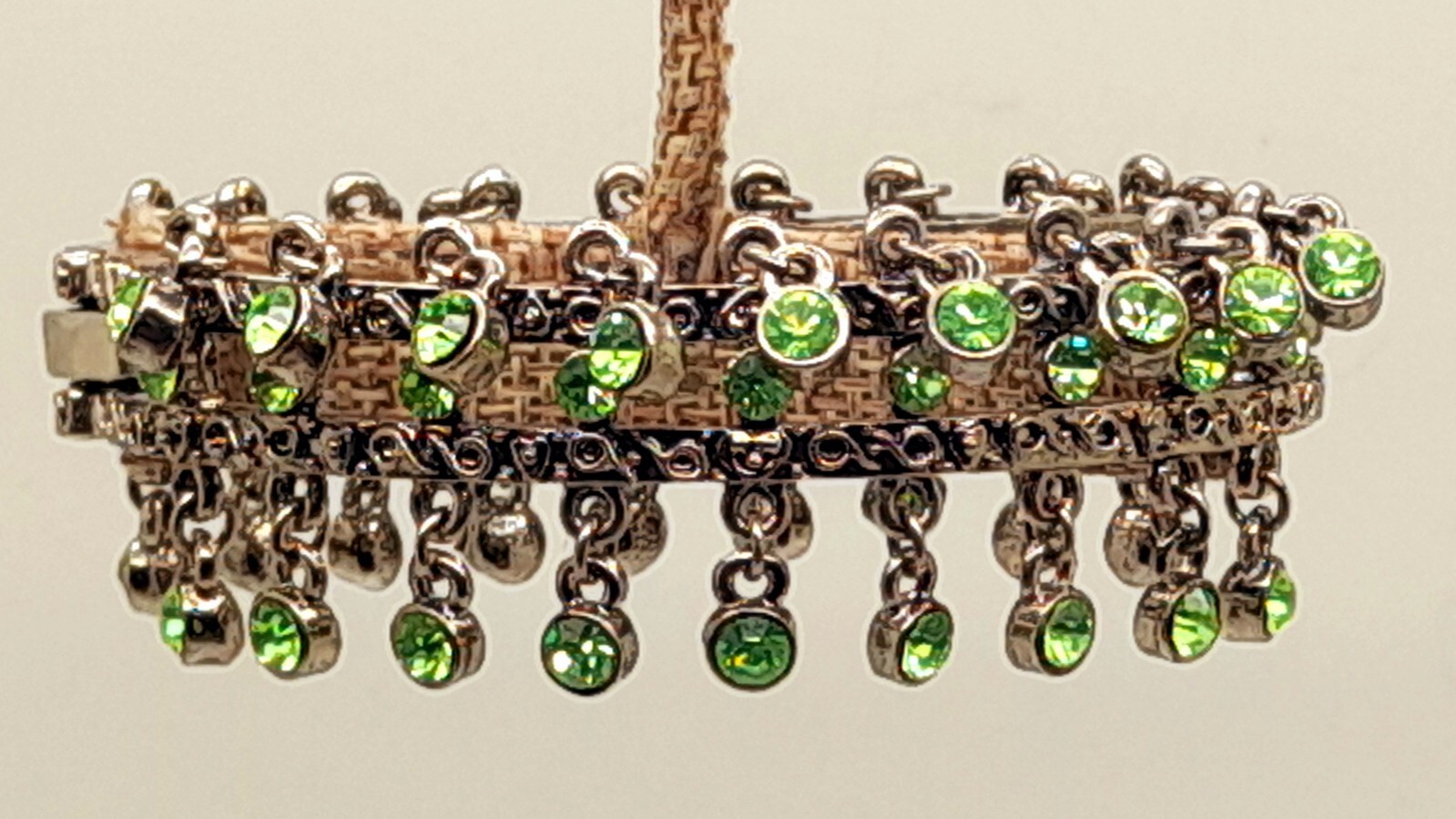 B145 Rhinestone Gunmetal Tone Double Link green Over Clasp fashion Bracelets