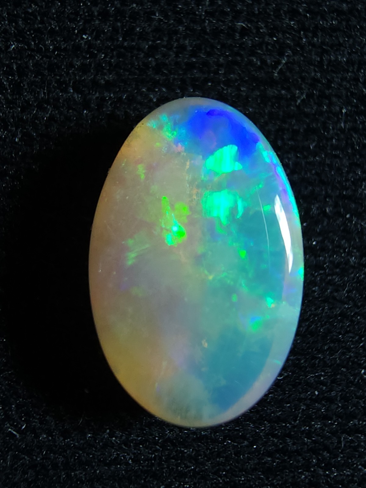 Natural Australian Lightning Ridge Opal 0.90c Radiant Green & Yellow