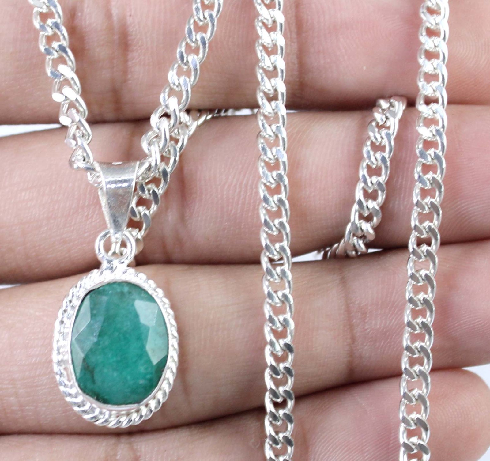 Natural Green Emerald 9.05 Ct/12 mm Oval Gemstone Certified Engagement Pendant
