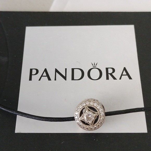 Pandora Sterling Silver Vintage Allure Charm with Clear Zirconia – 791970cz