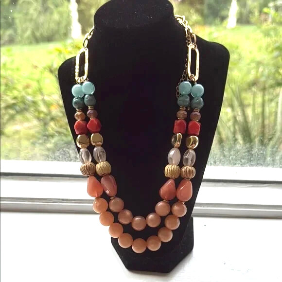 New Directions NWT Multicolor Necklace Double Strand Pink Gold Beige Blue White