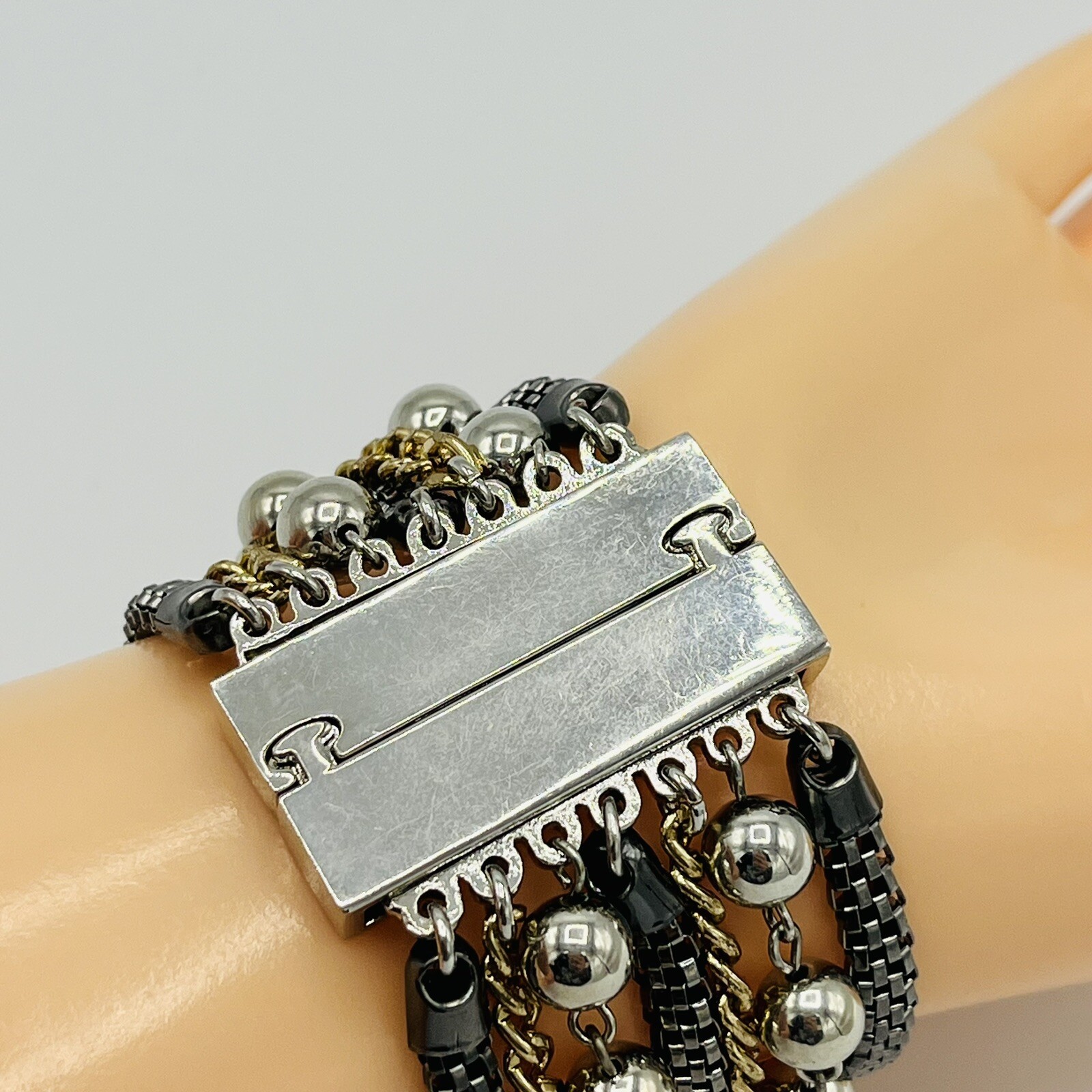 New York And Company Layer Bracelet Chain Black Silver Gold Colors Magnetic