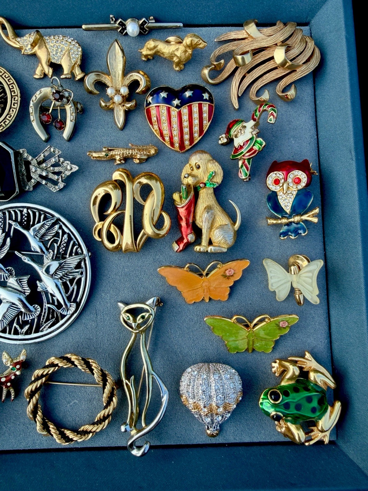 Vintage Large Brooch Pin Lot Rhinestone Enamel Colorful Signed Unsigned Mix 77p