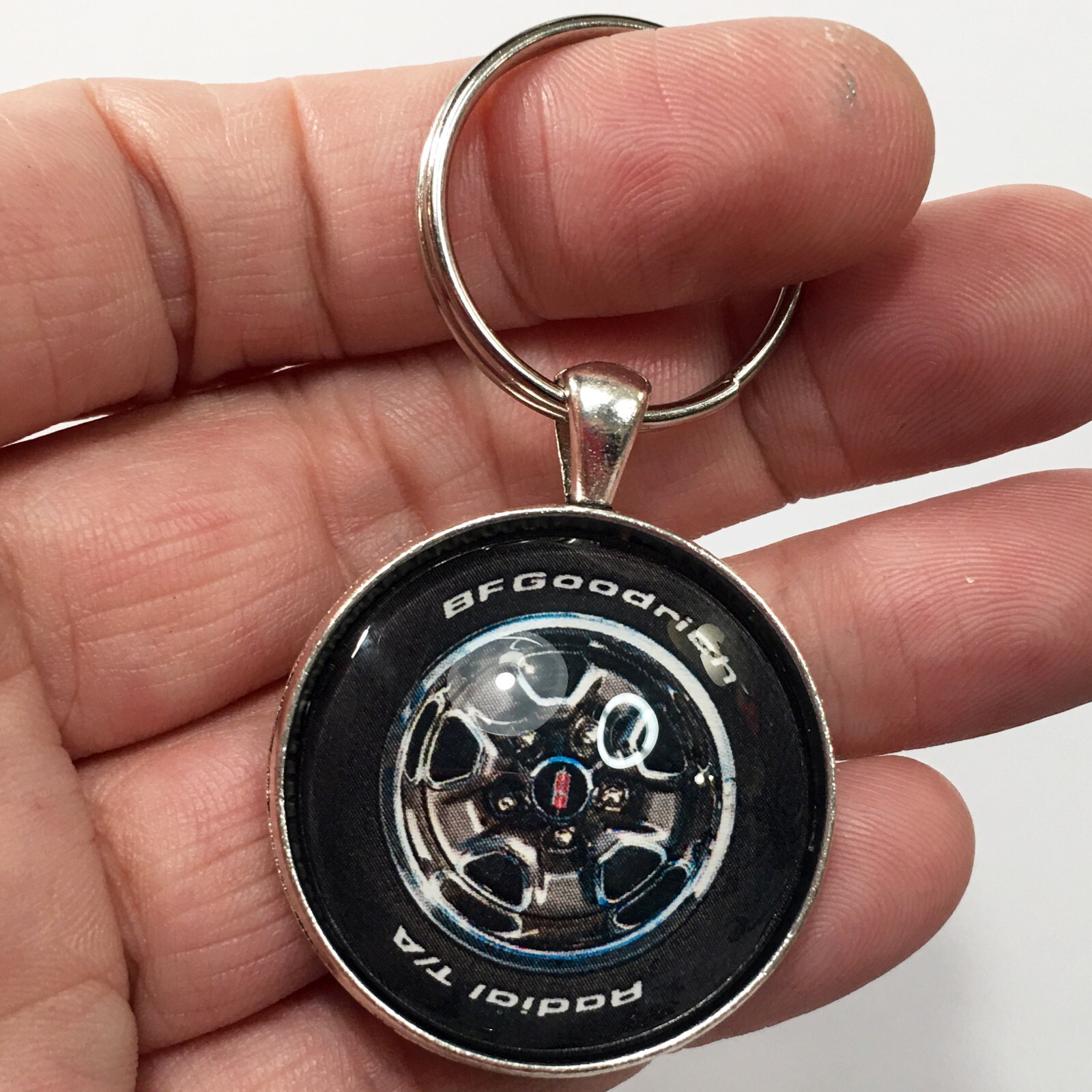 Vintage GM Olds Oldsmobile Cutlass Supreme Rally Wheel Keychain Reproduction