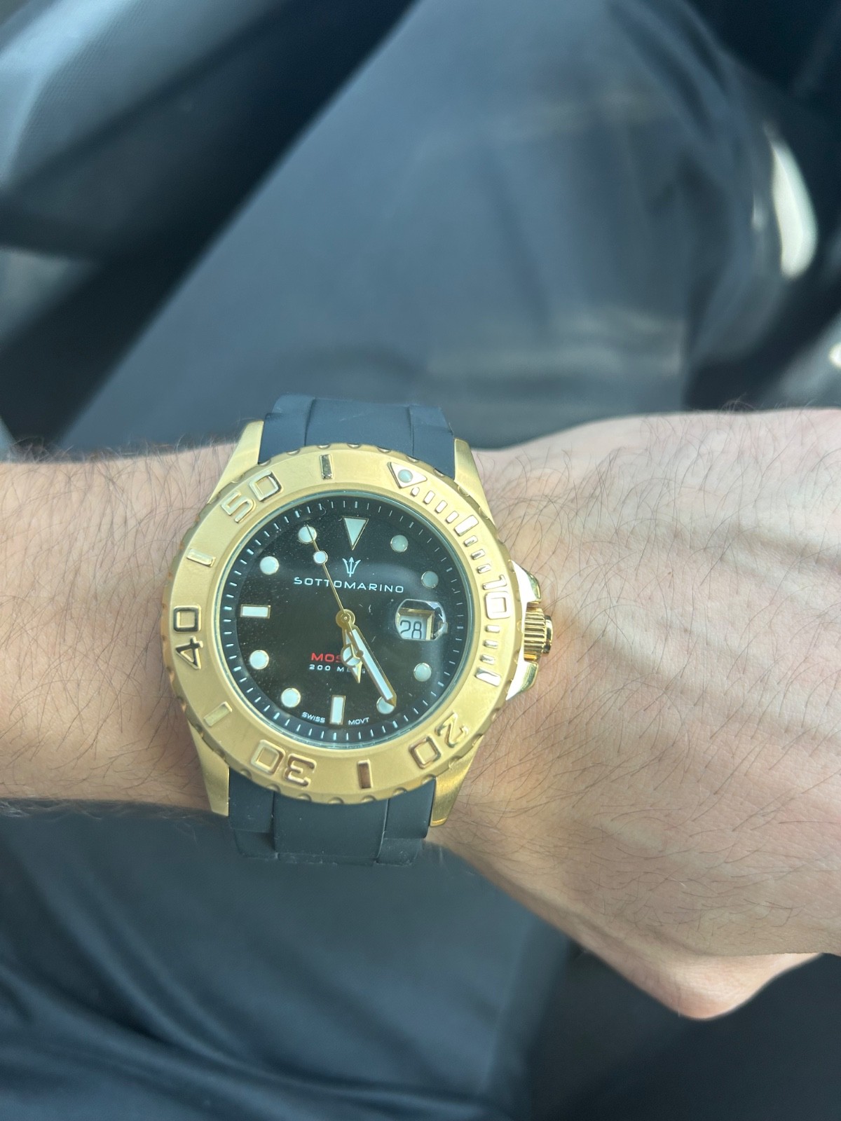 Gold and Black Sottomarino Watch in Mint condition/Fully functional w/ new bttry