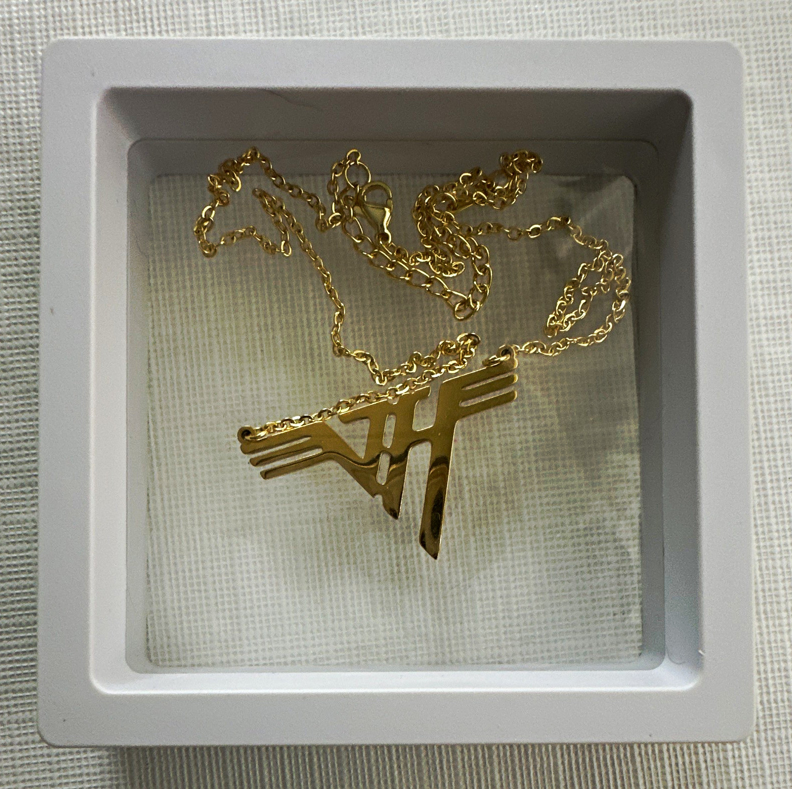 Gold Tone Metal Van Halen Pendant Necklace adjustable length gold plated chain