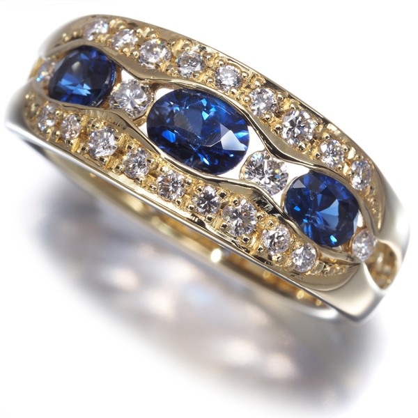 Sapphire 0.82ct Diamond 0.30ct Oval Cut Ring 18K 750 Yellow Gold