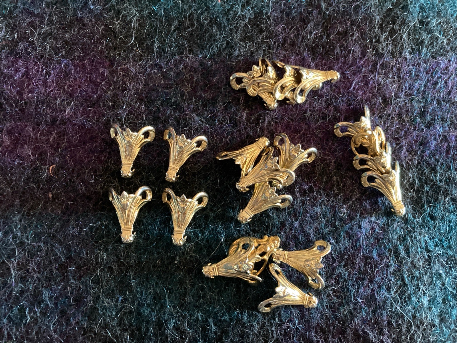 5 Sets Of 4 Gold Plated Brass Folded Corner Stampings Findings Embellishments