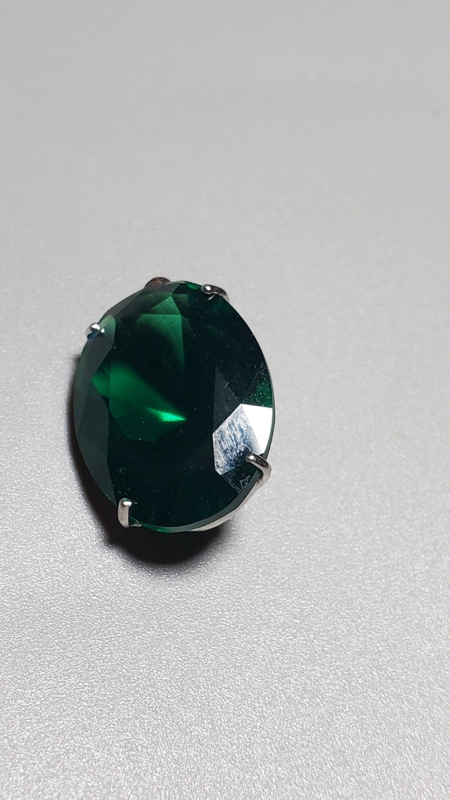 7.83 CT LAB CREATED EMERALD 10KT SOLID WHITE GOLD PENDANT 13MM X 18MM