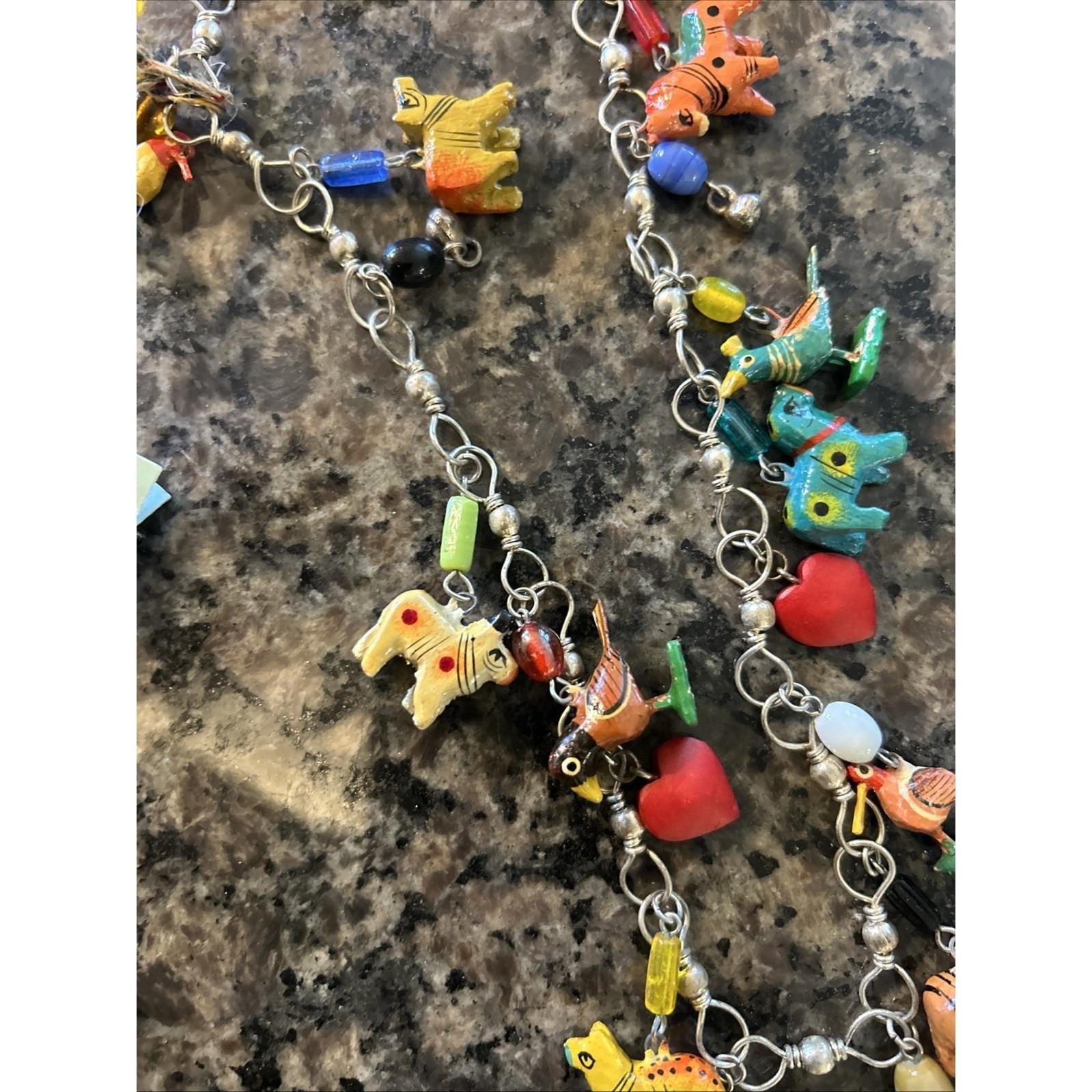 Vintage Tropicana Necklace Silver Wooden Animals Birds Chain Parrot Hearts 14″