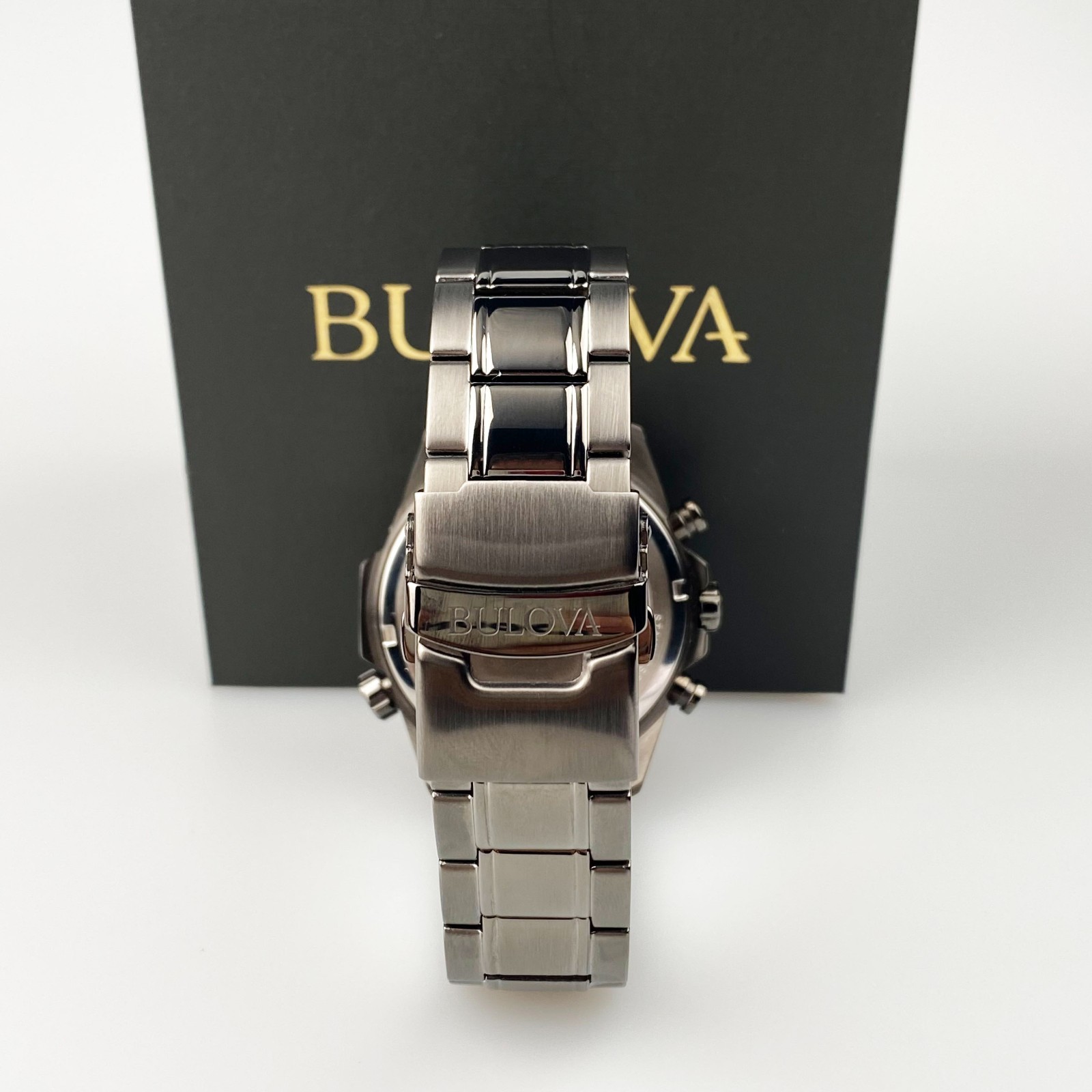 New Bulova 43 mm Marine Star Red Dial Men’s Quartz Chronograph Watch 98B350