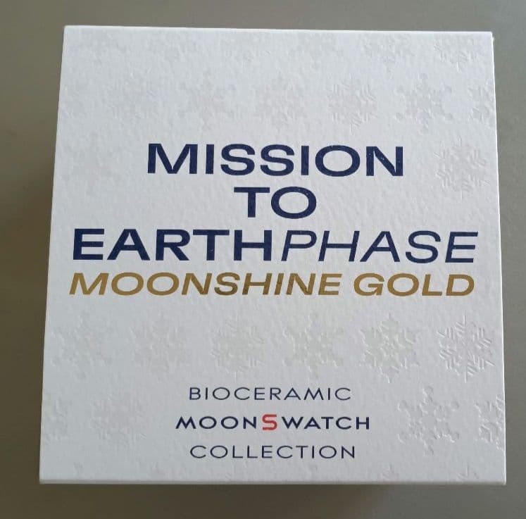 Mint Omega X Swatch Mission Moonphase Moonshine Gold Snoopy Auth Japan