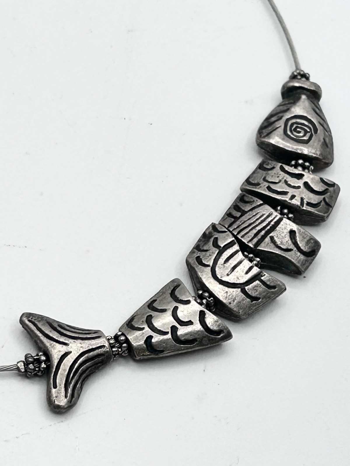 Vintage Feifish Brand Segmented Fish Necklace Silvertone 7″-9″ Adjustable