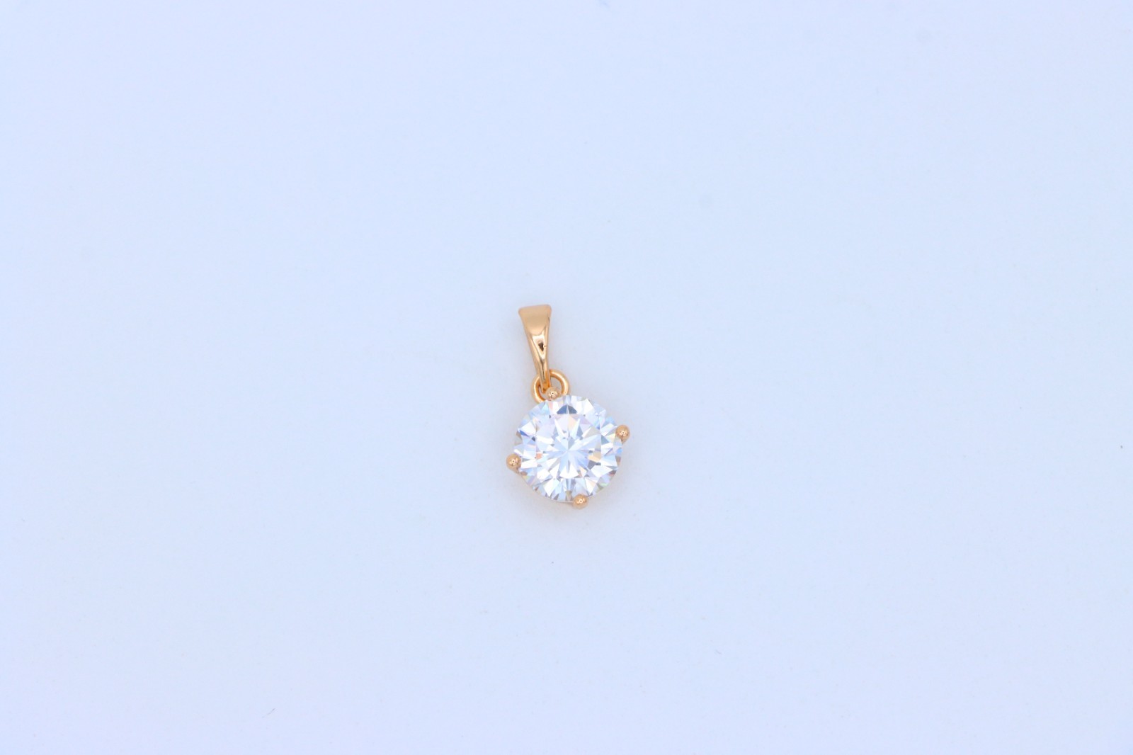 Elegant Round White Pendant in Gold Plated Brass for Women, XPPT1666