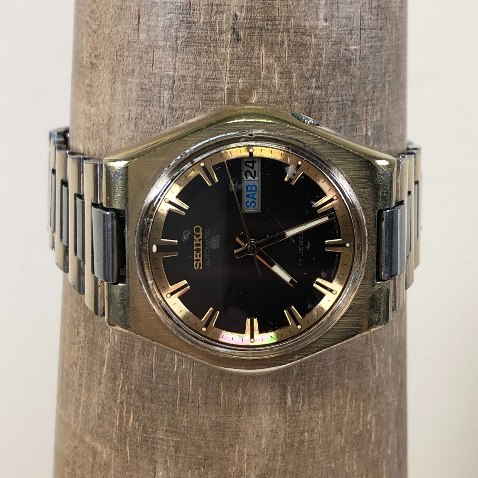 Vtg Seiko Men 7009-8079 Dress 17 Jewels Two Tone Automatic 38mm Watch 7 1/4″