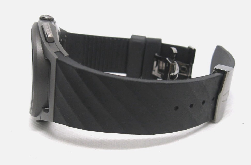 Bulova CURV Titanium/Stainless Black Rubber Strap Men’s Chronograph Watch-98A162
