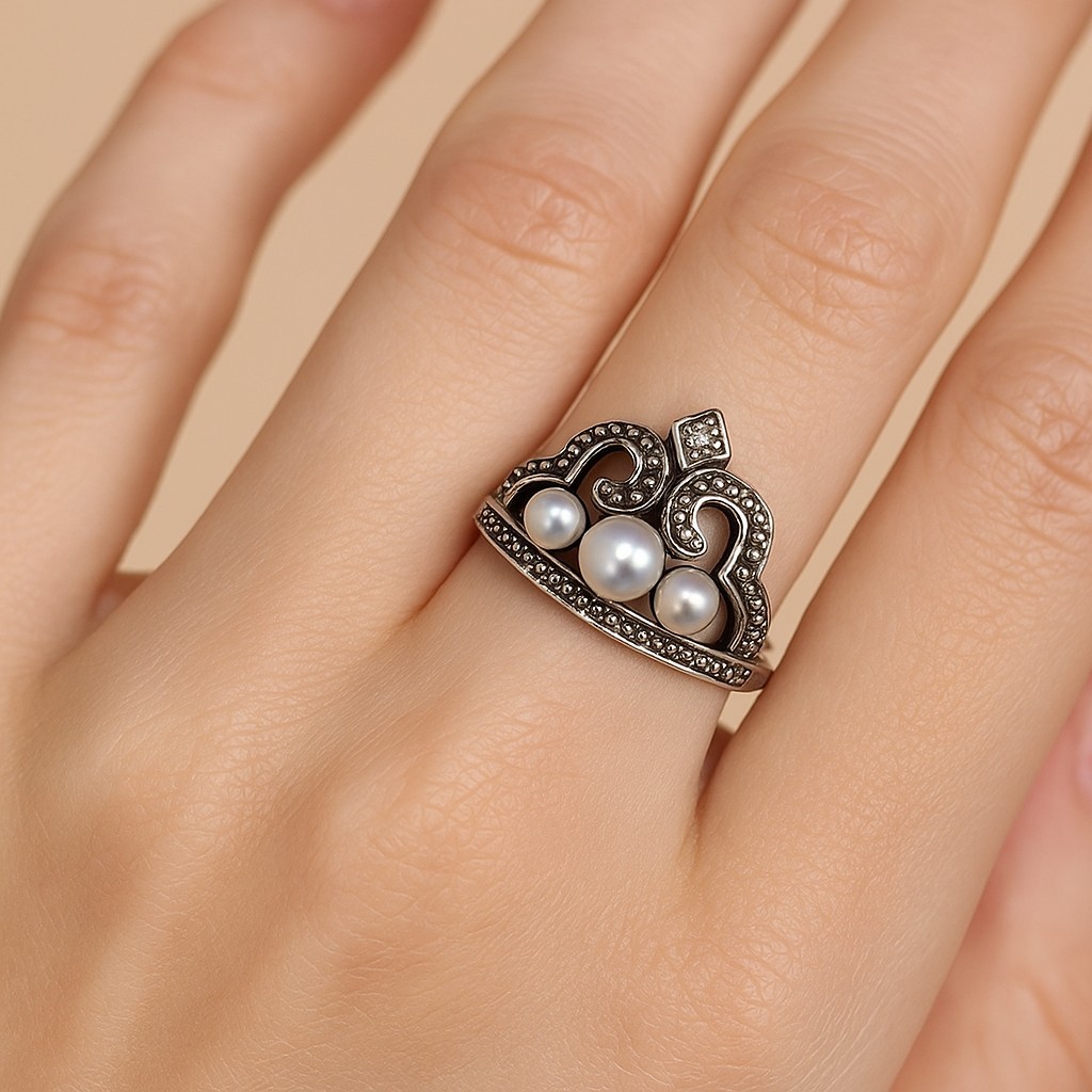 Ross-Simons Sterling Silver White Pearl & Diamond Accents Crown Ring Size 10