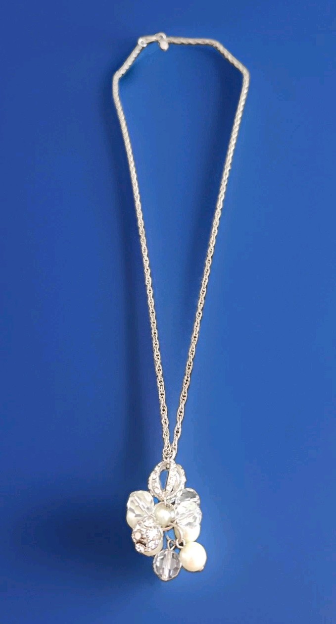 Jewel Kade Pearl & Crystal Cluster Silver Tone Necklace with Charm Clasp 27″
