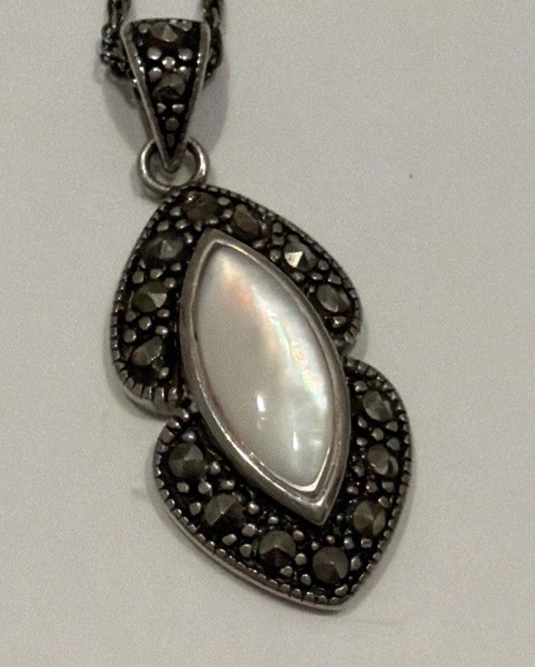 925 Sterling Silver Mother of Pearl and Marcasite 18” Necklace With Gift Box