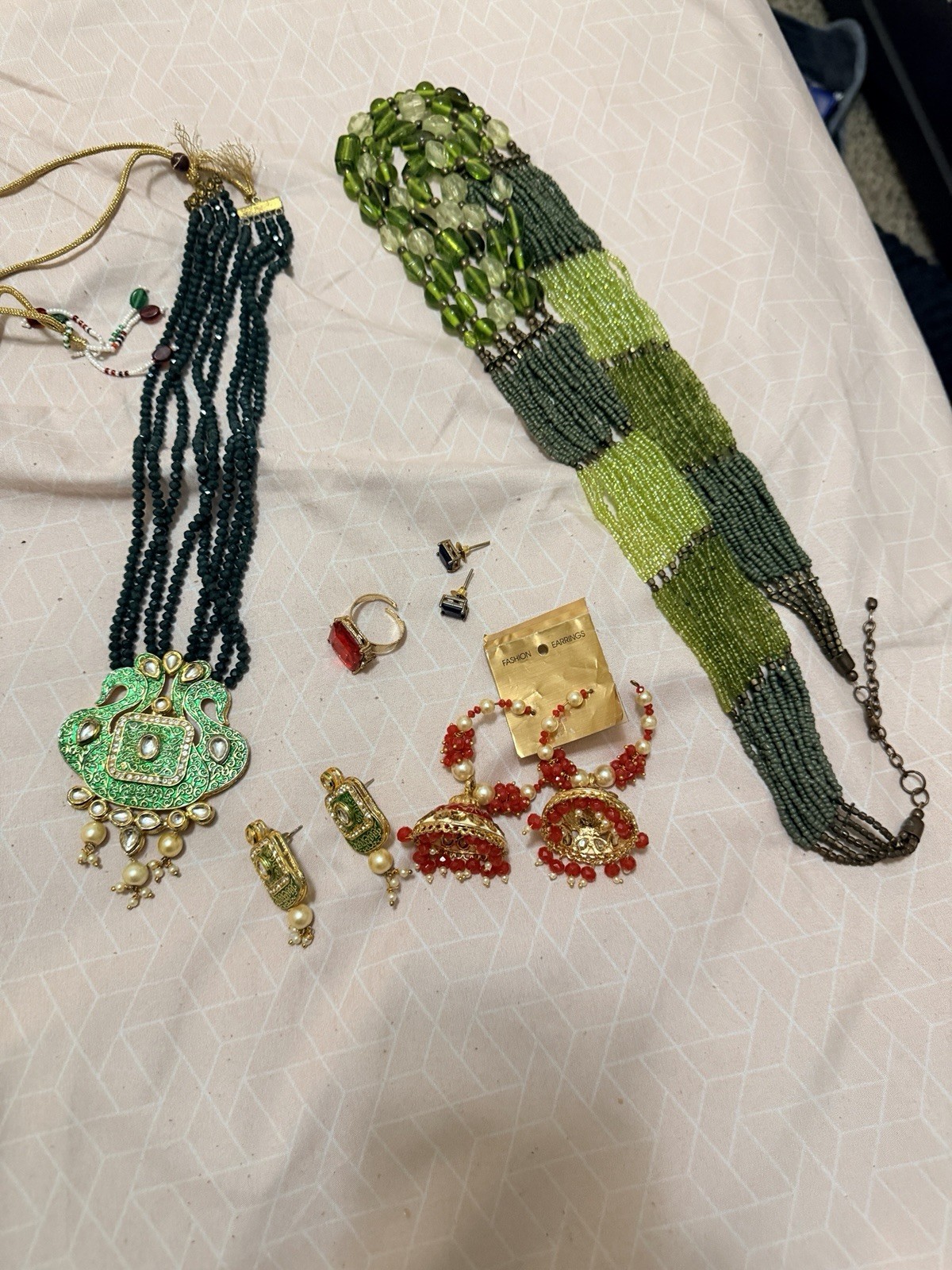 Women’s Fashion Jewelry 7pc Mixed Lot Necklace Earrings Ring Bracelet Multicolor