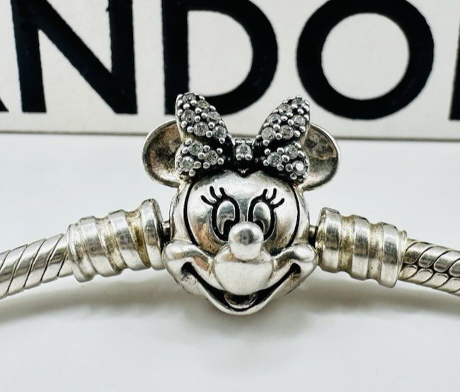 Pandora Bracelet 17.5cm x DISNEY Pave Minnie Mouse Clasp Snake Chain. 597770CZ