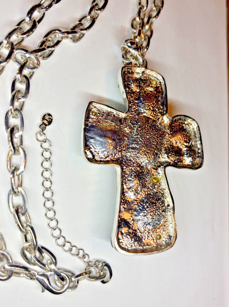 Cross Turquoise & Cat Eye Necklace 32” Silver Tone Chain Made In Asia Trademark