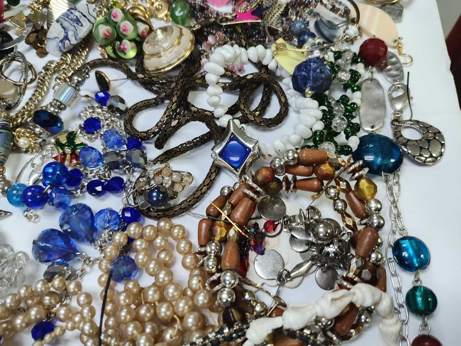 Huge Estate Junk Jewelry Lot 7lbs Earrings Screw Back Clip On Etc (Read Desc.)