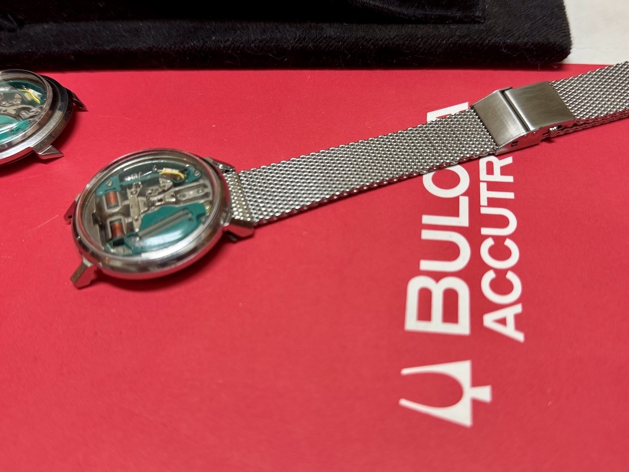 JB Champion USA 2-piece vintage Bulova Accutron watch size mesh bracelet 1960s