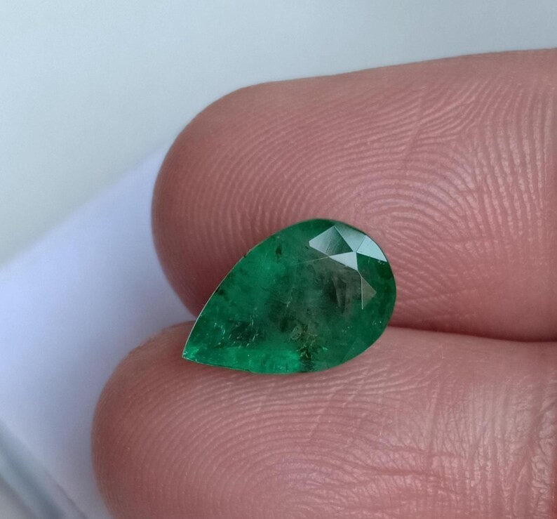 Top Quality Emerald Pear Shape Unheated Untreated Gemstone Ring Size 2.75 Ct