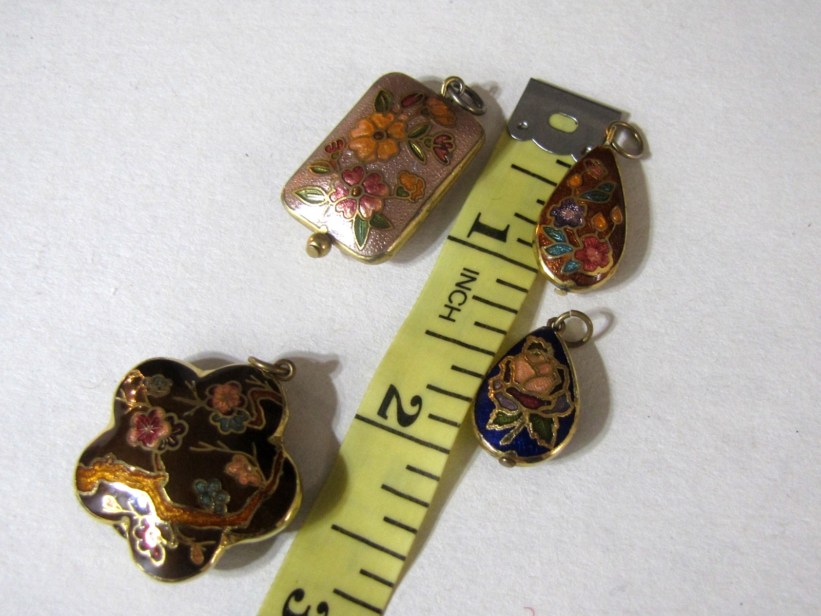 Vintage Cloisonne Pendant Lot 4 Floral Asian Charms Double Side Enamel Gold Tone